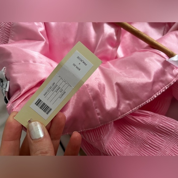 L'IDEE Art Deco Mini Dress in Lipstick - Picture 10 of 13